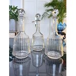 carafes-anciennes-en-verre-bouchon-cristal-art-de-la-table-XXe-siecle-vaisselle-seconde-main-brocante