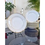 assiettes-a-potage-vintage-porcelaine-blanche-decor-filets-or-vaisselle-intemporelle-brocante-antiquaire-art-de-la-table