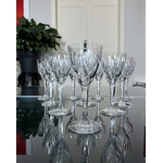 verres-a-vin-en-cristal-de-saint-louis-