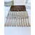 menagere-couteaux-anciens-christofle-manche-metal-alfenide-lames-inox-couverts-anciens-coffret-ecrin-antiquaire-brocante-vaisselle-vintage
