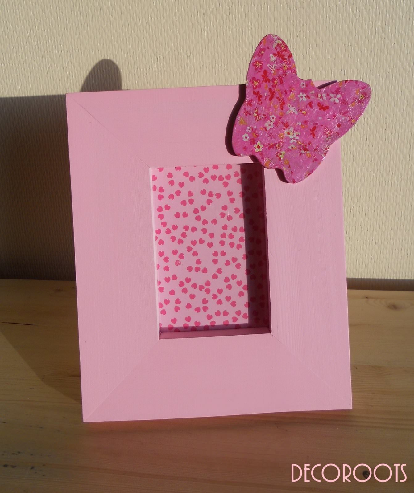 cadre photo enfant bébé fille en bois thème papillon rose