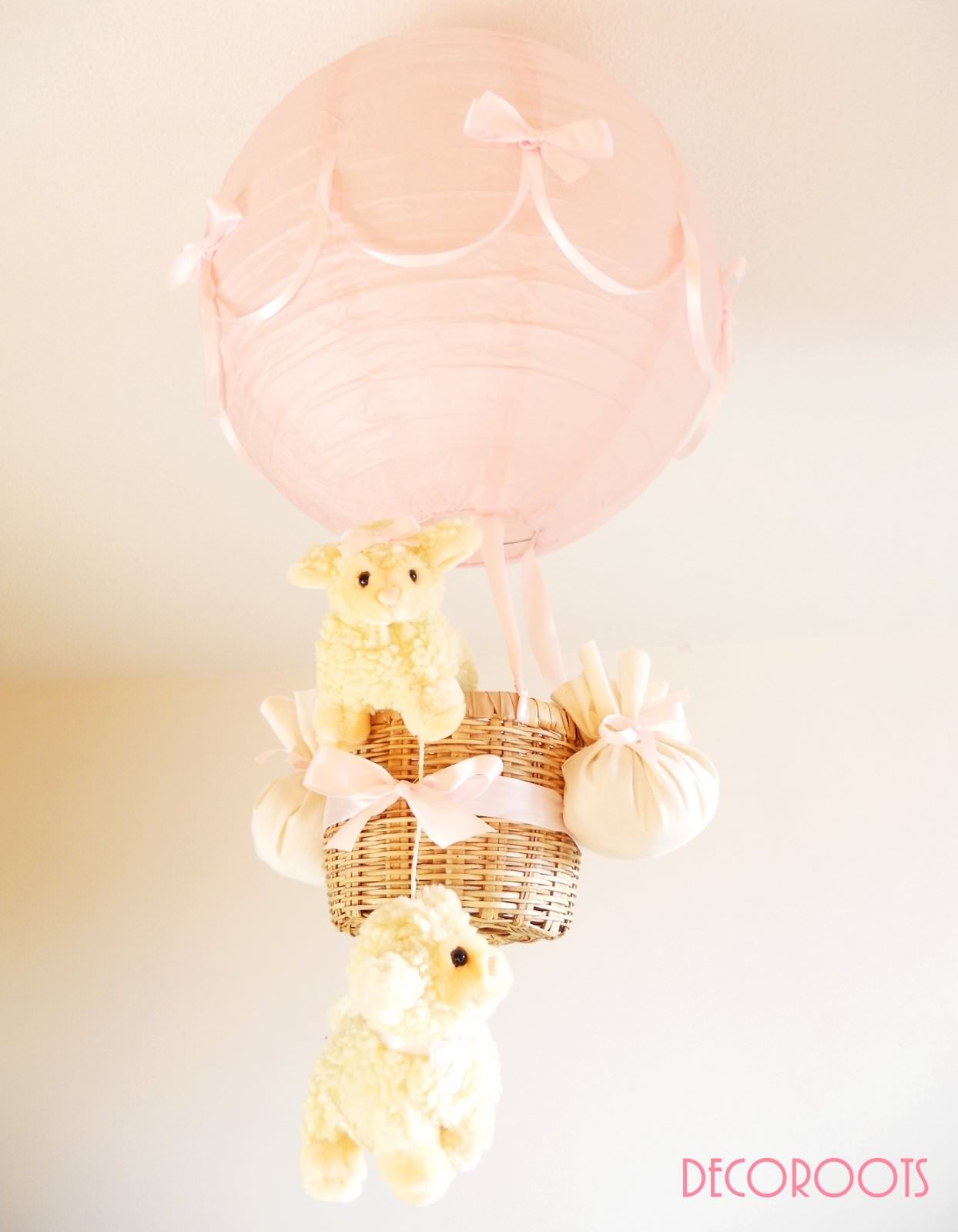 lampe enfant bébé montgolfière mouton rose