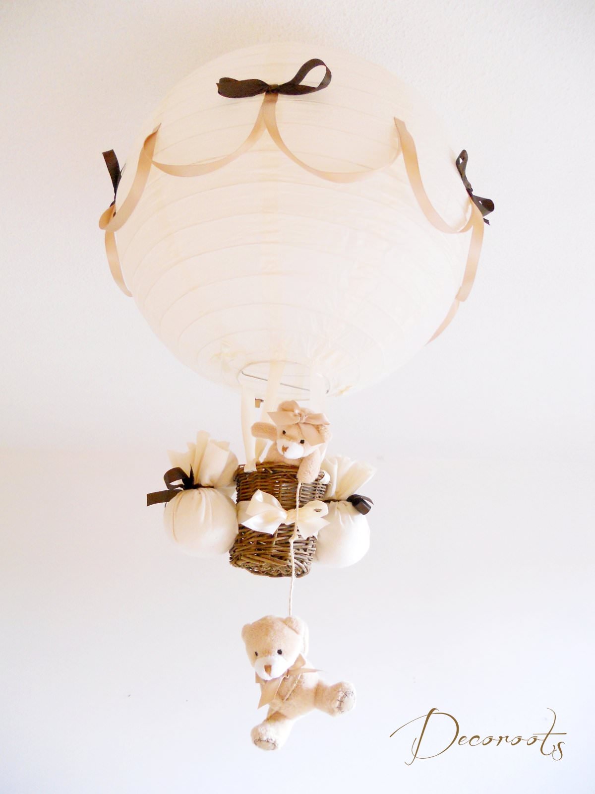 lampe montgolfière enfant bébé ours et oursonne peluche marron chocolat beige noisette ivoire décoration mixte lustre suspension abat-jour