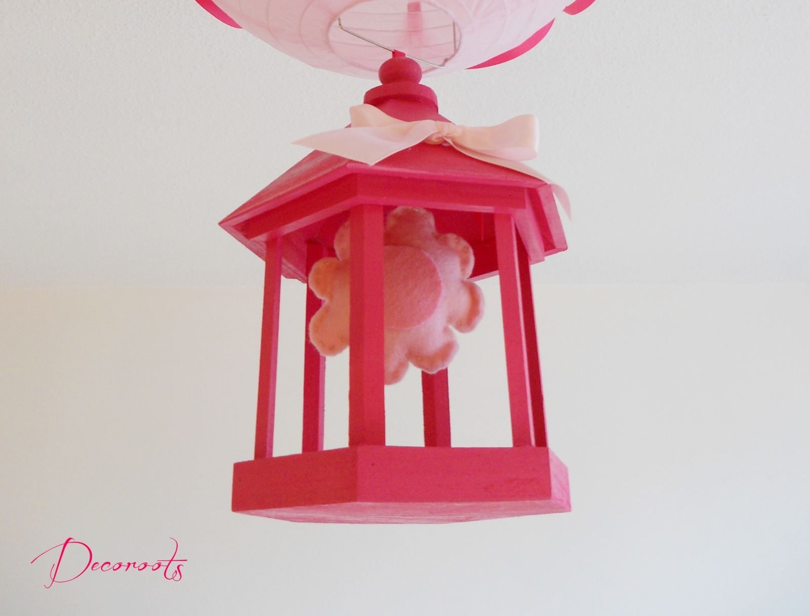 lustre suspension lampe luminaire abat jour fille cage fleur nature rose fuchsia pastel originale zoom