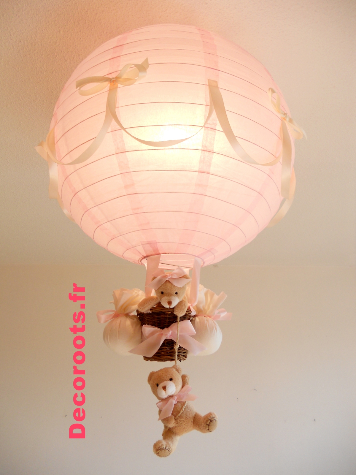lampe montgolfière bébé rose et beige fille