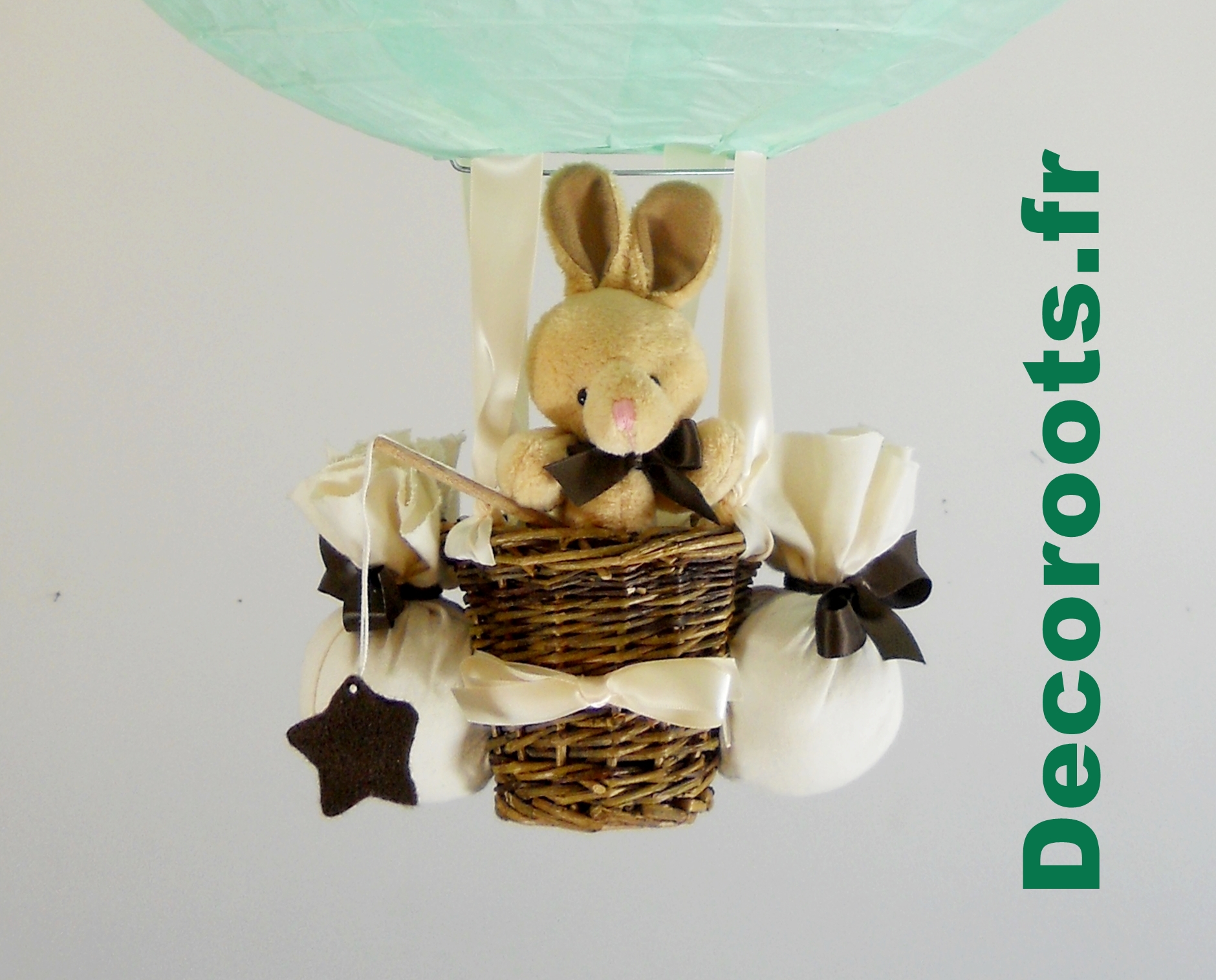 lampe montgolfière enfant lapin vert deau marron chocolat zoom