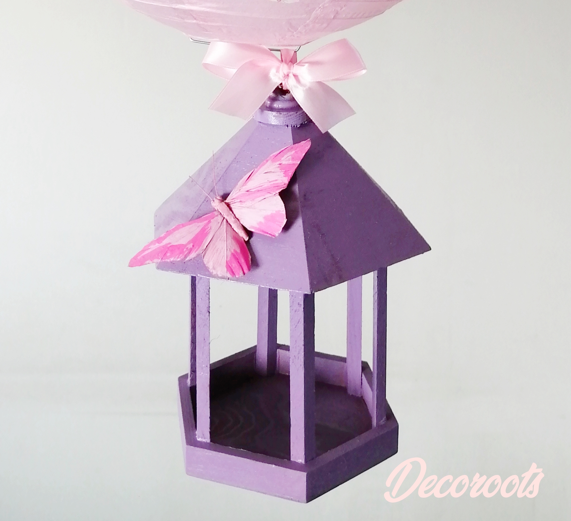 lampe enfant bébé fille rose parme violet papillon décoration lustre