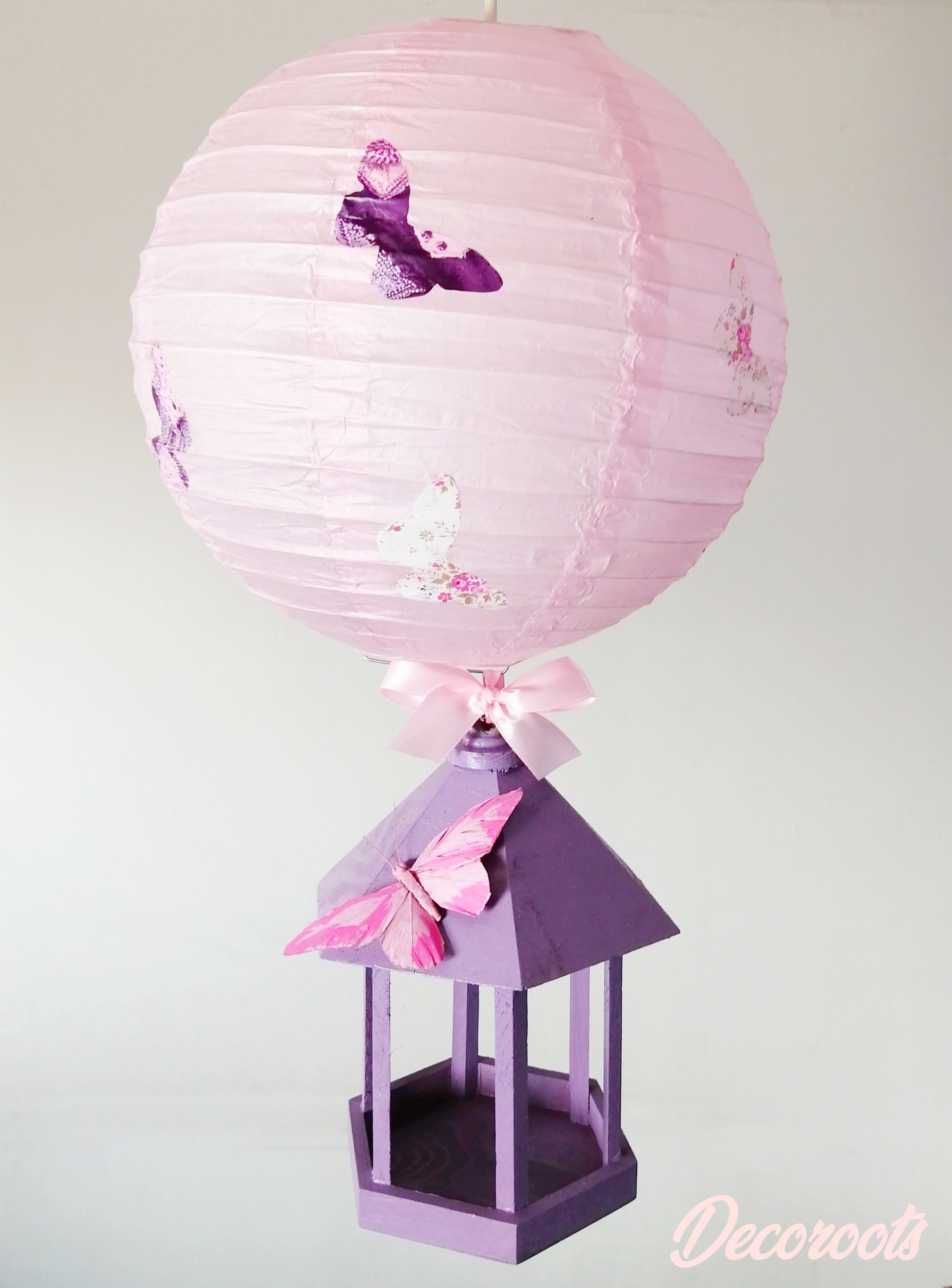 lampe enfant bébé fille rose parme violet papillon décoration