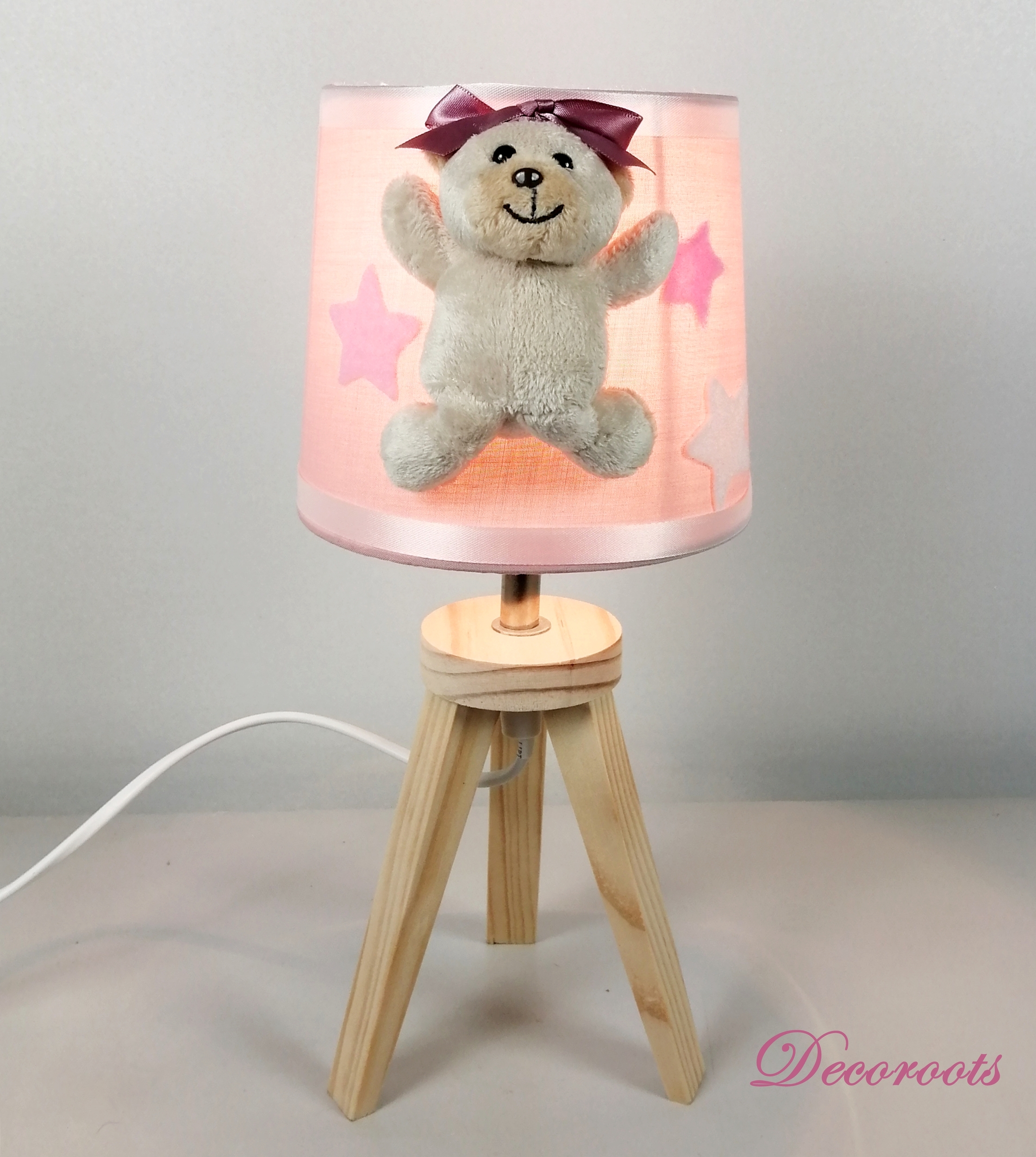lampe-chevet-enfant-bebe-ours-fille-beige-rose-vieux-blanc-cadeau-naissance-artisanale 7