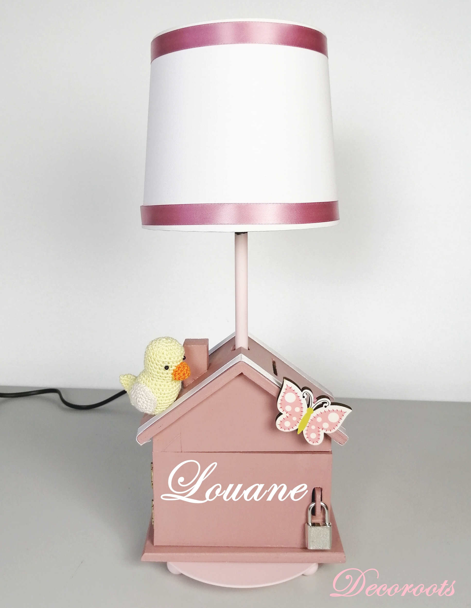 lampe-chevet-enfant-bebe-fille-beige-rose-vieux-blanc-cadeau-naissance-artisanale Amigurumi-crochet oiseau maison
