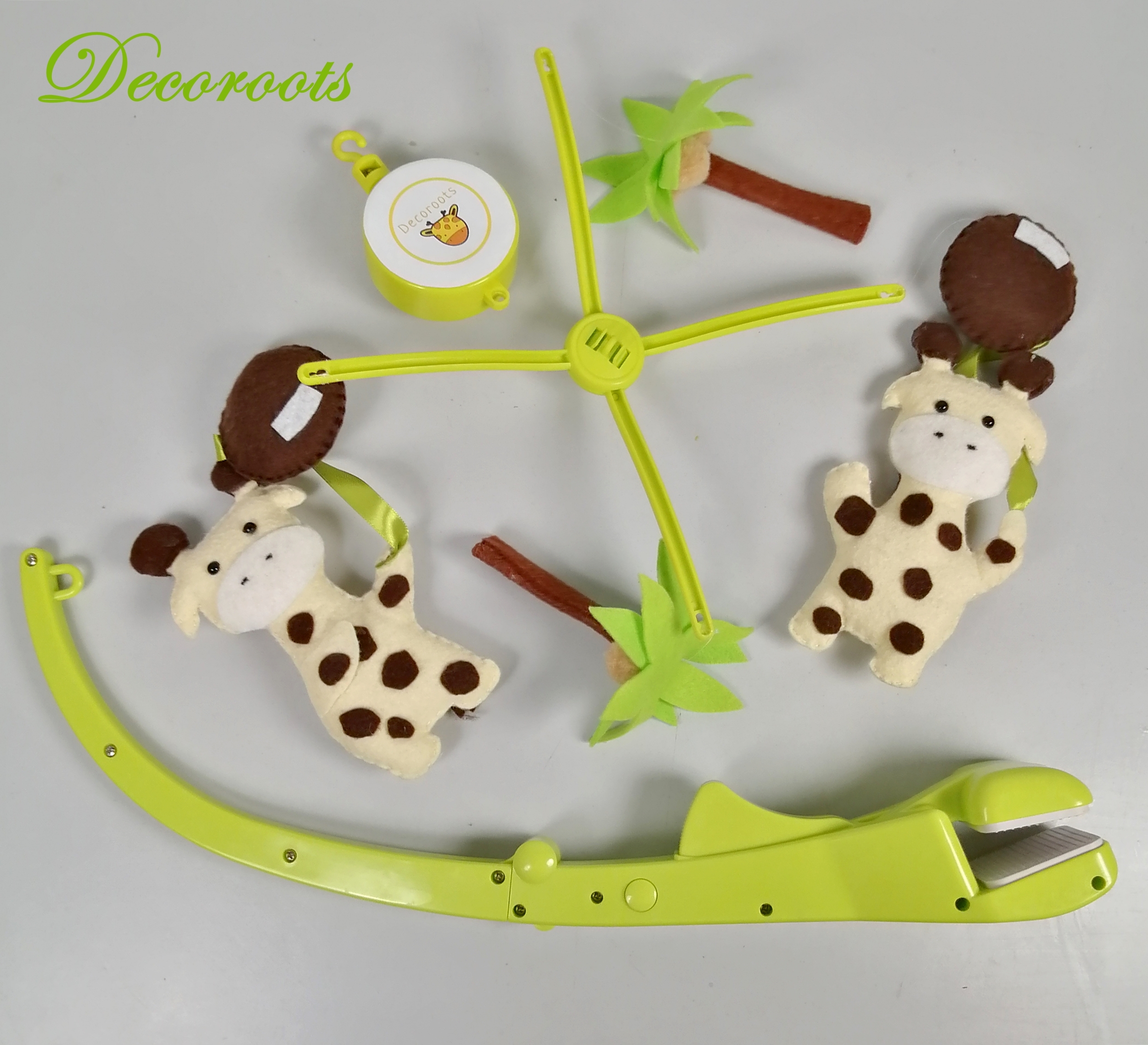 mobile bebe musical thème jungle girafe vert anis marron chocolat decoration 2