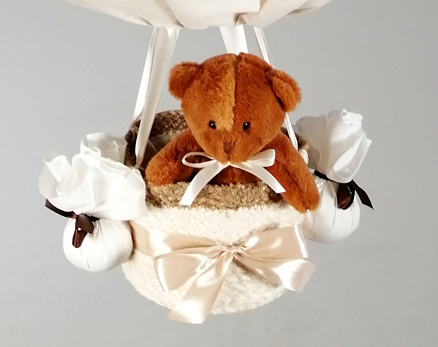 lampe-mongolfiere-abat-jour-enfant-bebe-suspension-ours-tissus-ours-mixte-beige-ivoire-marron-chocolat-decoration