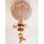 lampe enfant bébé montgolfière ours et oursonne peluche rose pastel taupe vieux rose marron décoration chambre lustre suspension abat-jour