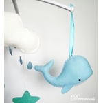 mobile bebe musical thème mer marin baleine hippocampe bleu blanc vert menthe pastel montgolfiere decoration 4