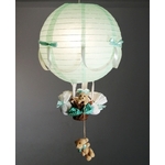 Lampe-montgolfiere-enfant-bebe-beige-vert-menthe-création artisanale-ours-decoration-mixte