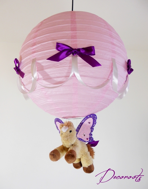 Lampe suspension enfant bébé Caramel le poney ailé, rose et violet. - Enfant  bébé/Luminaire enfant bébé - decoroots