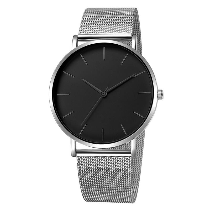 Montre Femme Quartz maille milanaise Silver black