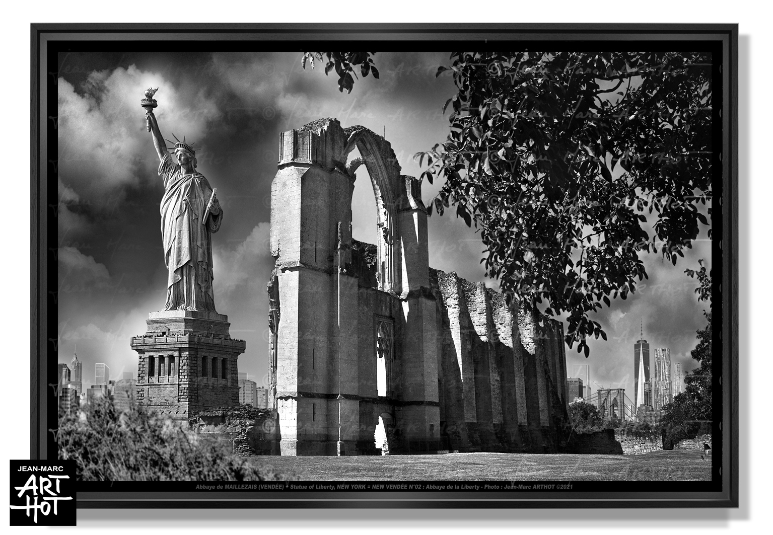 arthot-photo-art-b&w-new-york-vendee-newvendee-002-abbaye-maillezais-statue-liberty-HORIZ