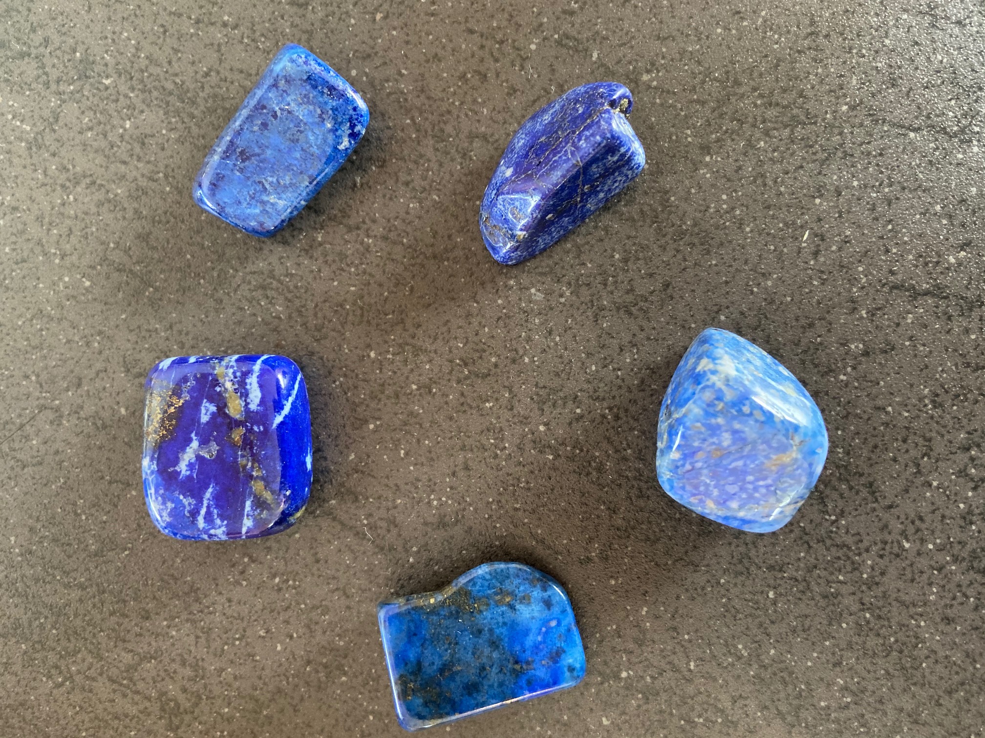 Pierre-Roulée-Lapis-Lazuli