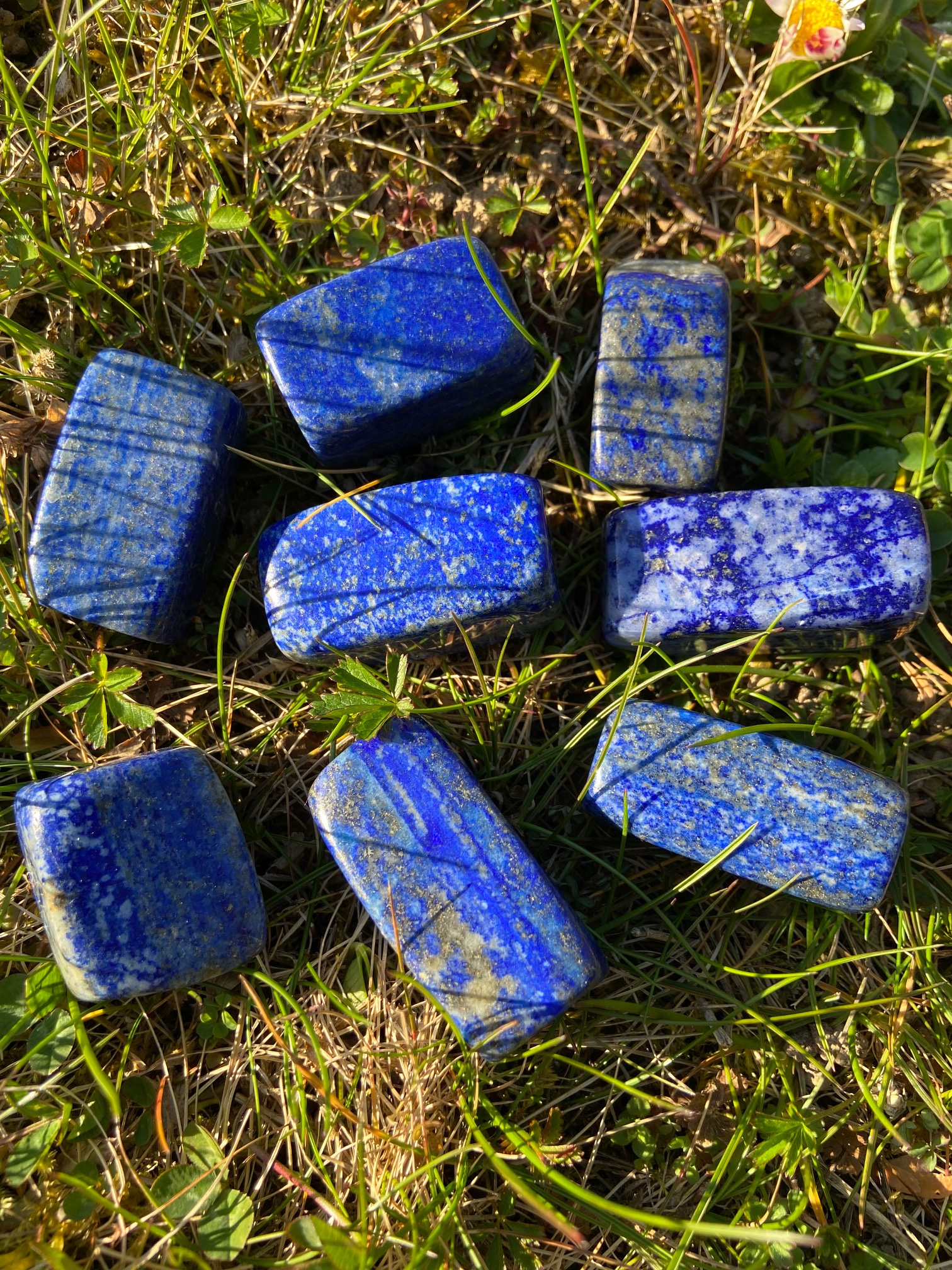 galet lapis lazuli