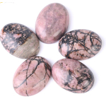 cabochon-rhodonite-pierre