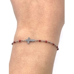 bracelet-perles-croix-rouge-2