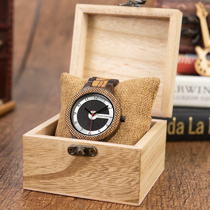 MONTRE EN BOIS KALMIA