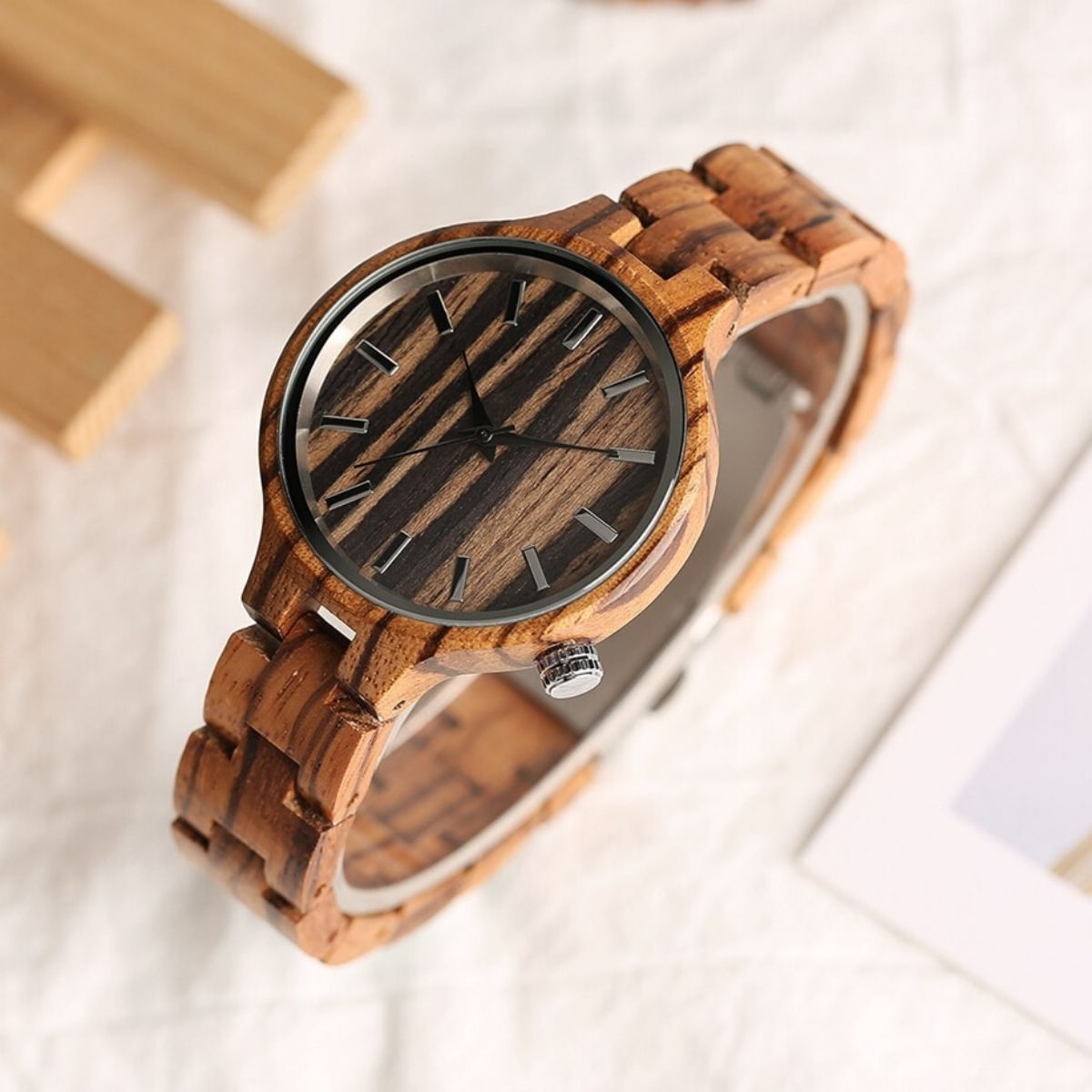 Montre en Bois Eveuss (2)