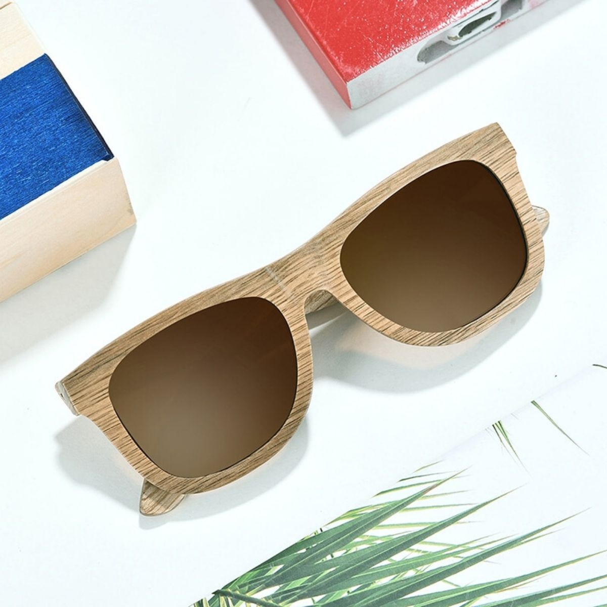Lunettes de soleil en bois Sumbawa (6)