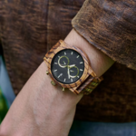 Montre en bois Andok Lheuredubois(2)