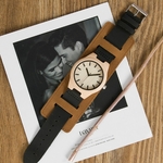 MONTRE EN BOIS IROKO (7)