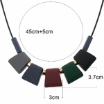 Collier ras de cou, pendentif rectangle en bois (9)