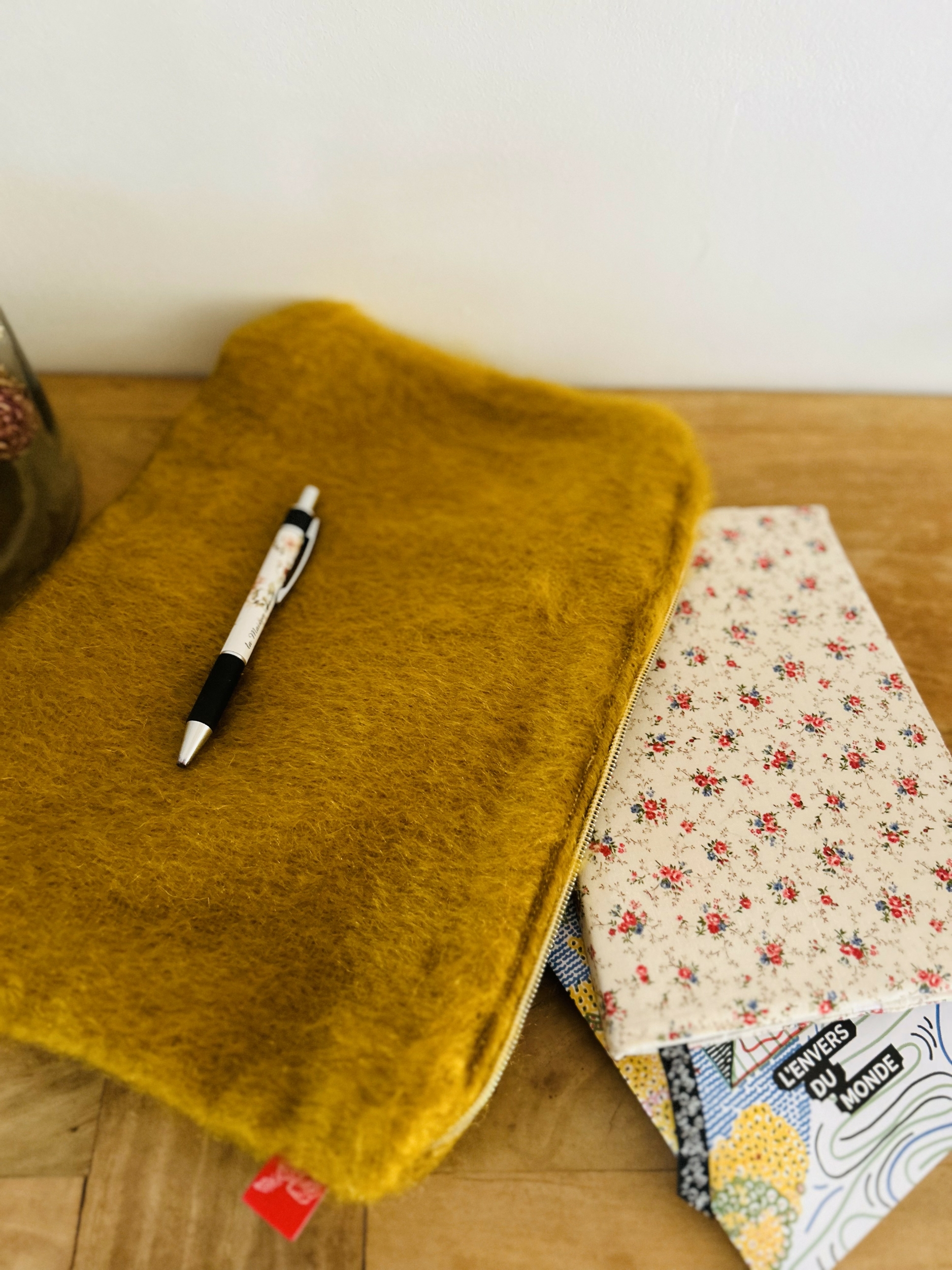 Pochette laine Mohair jaune IMG_E5773