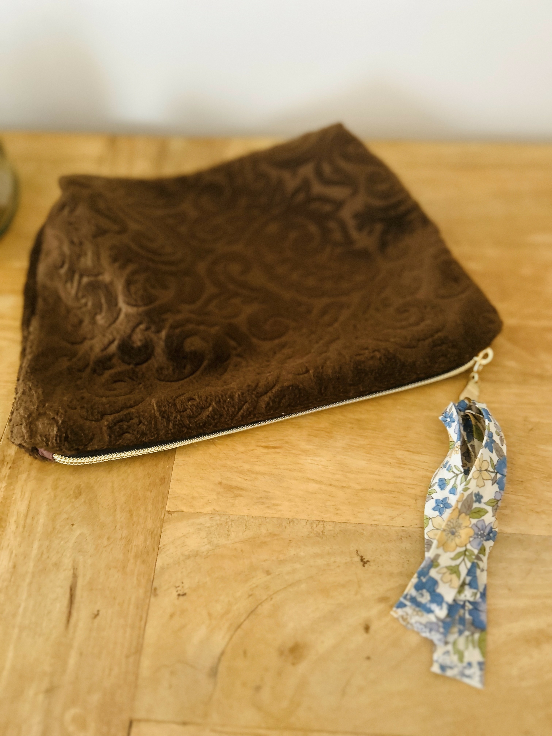 Pochette velours marron IMG_E7565