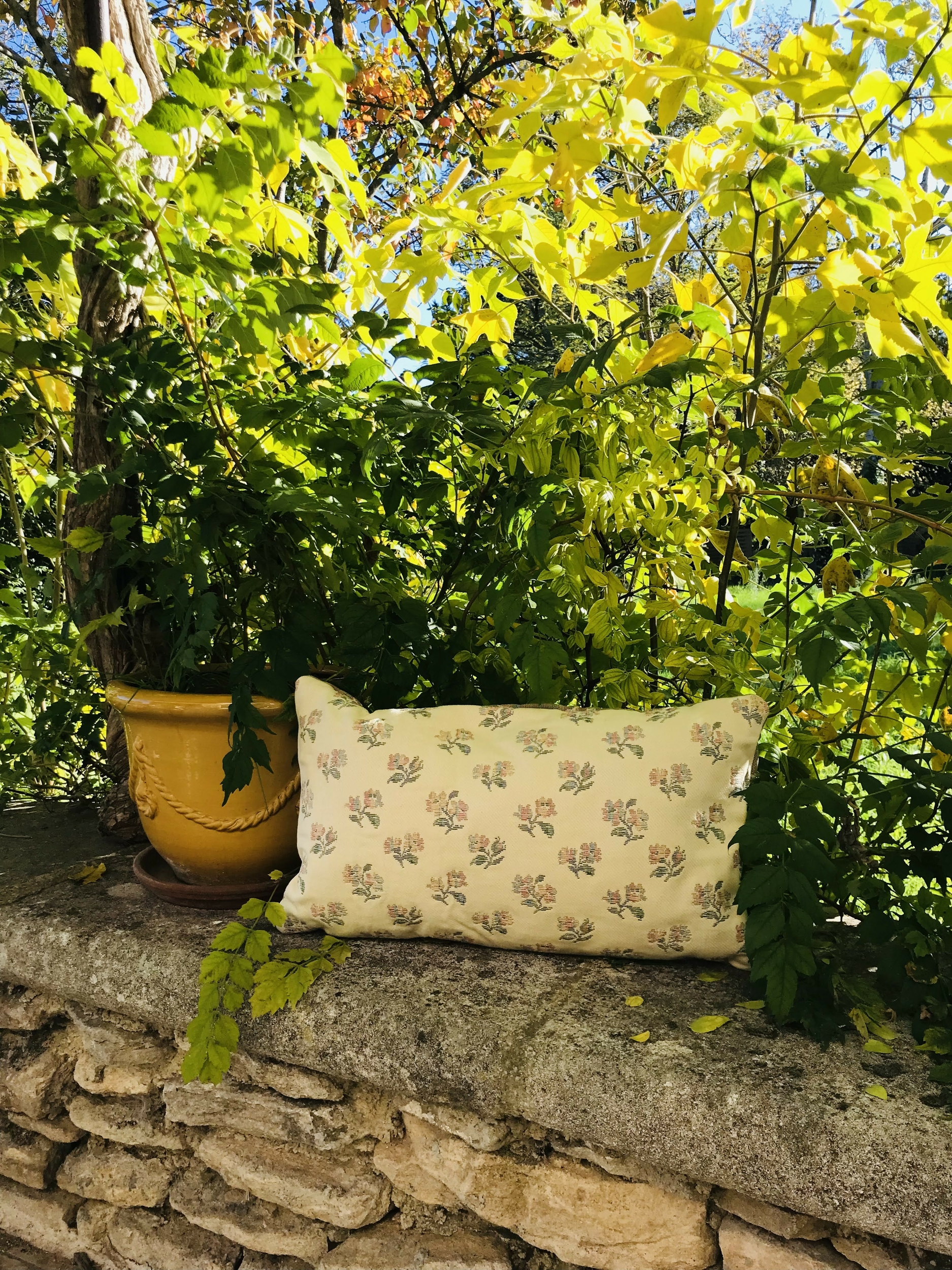 Coussin vintage fleuri IMG_3147