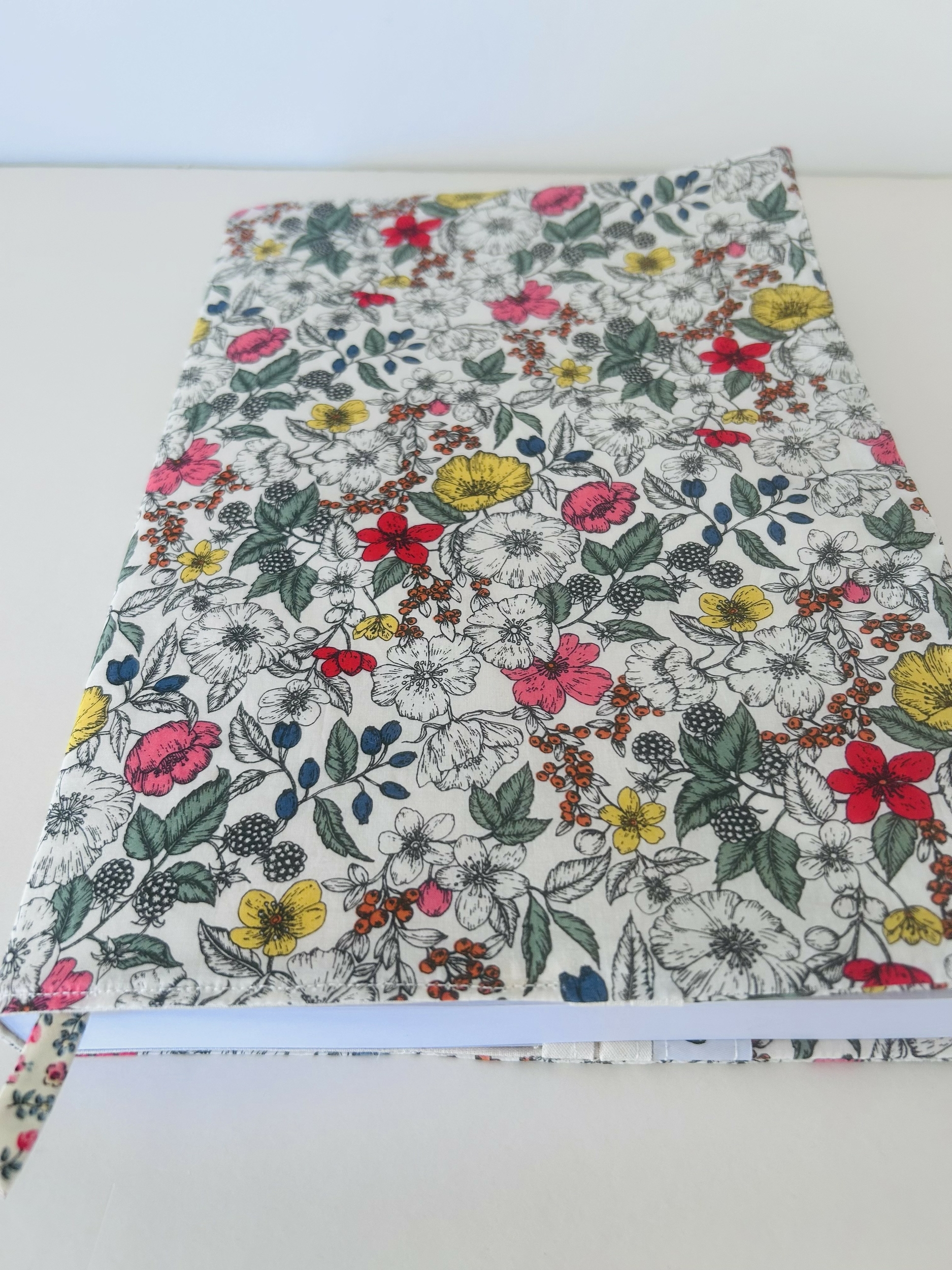 Agenda journalier A4 Liberty Tana Lawn Floral IMG_E2136