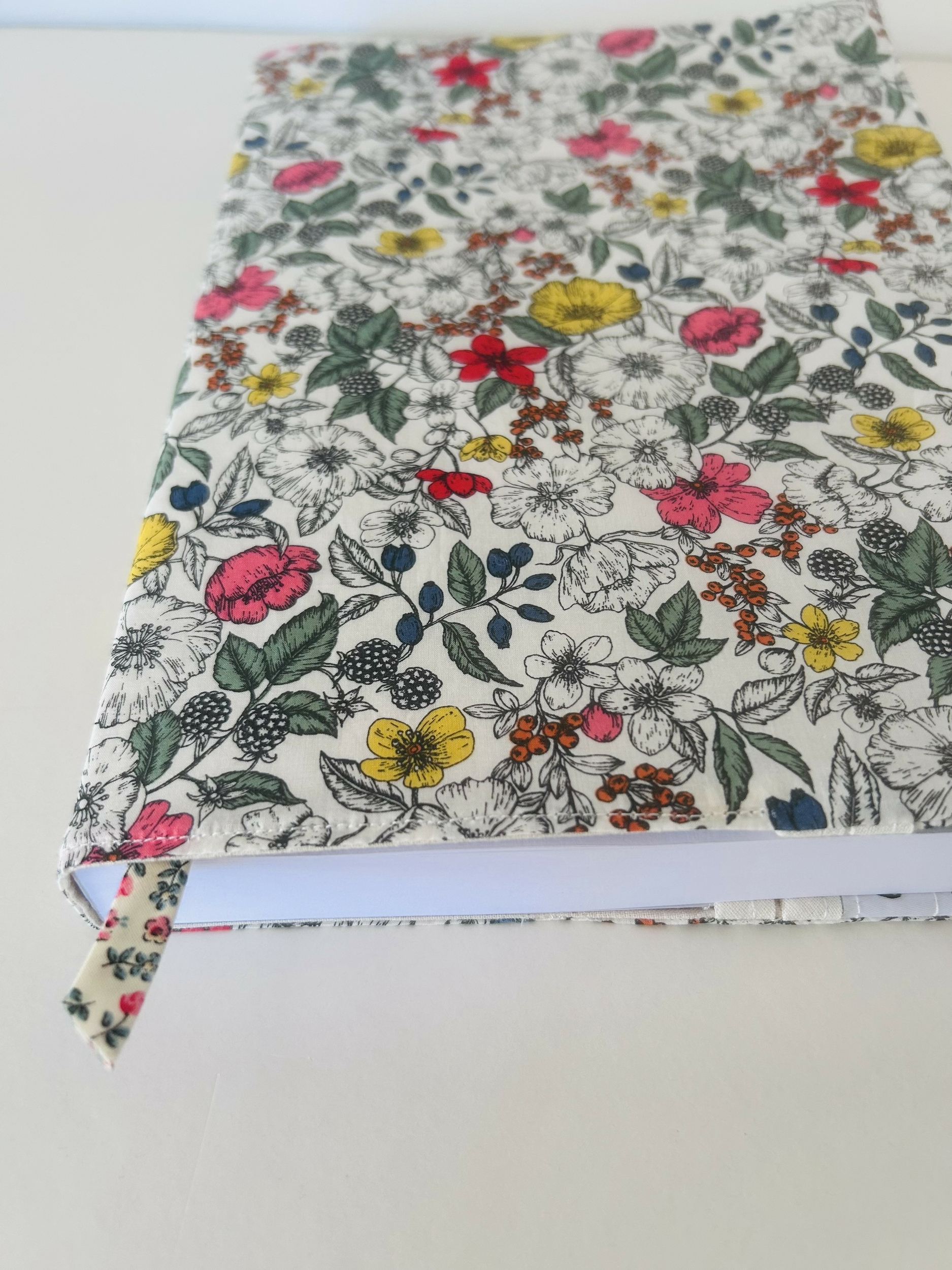 Agenda journalier A4 Liberty Tana Lawn Floral IMG_E2139