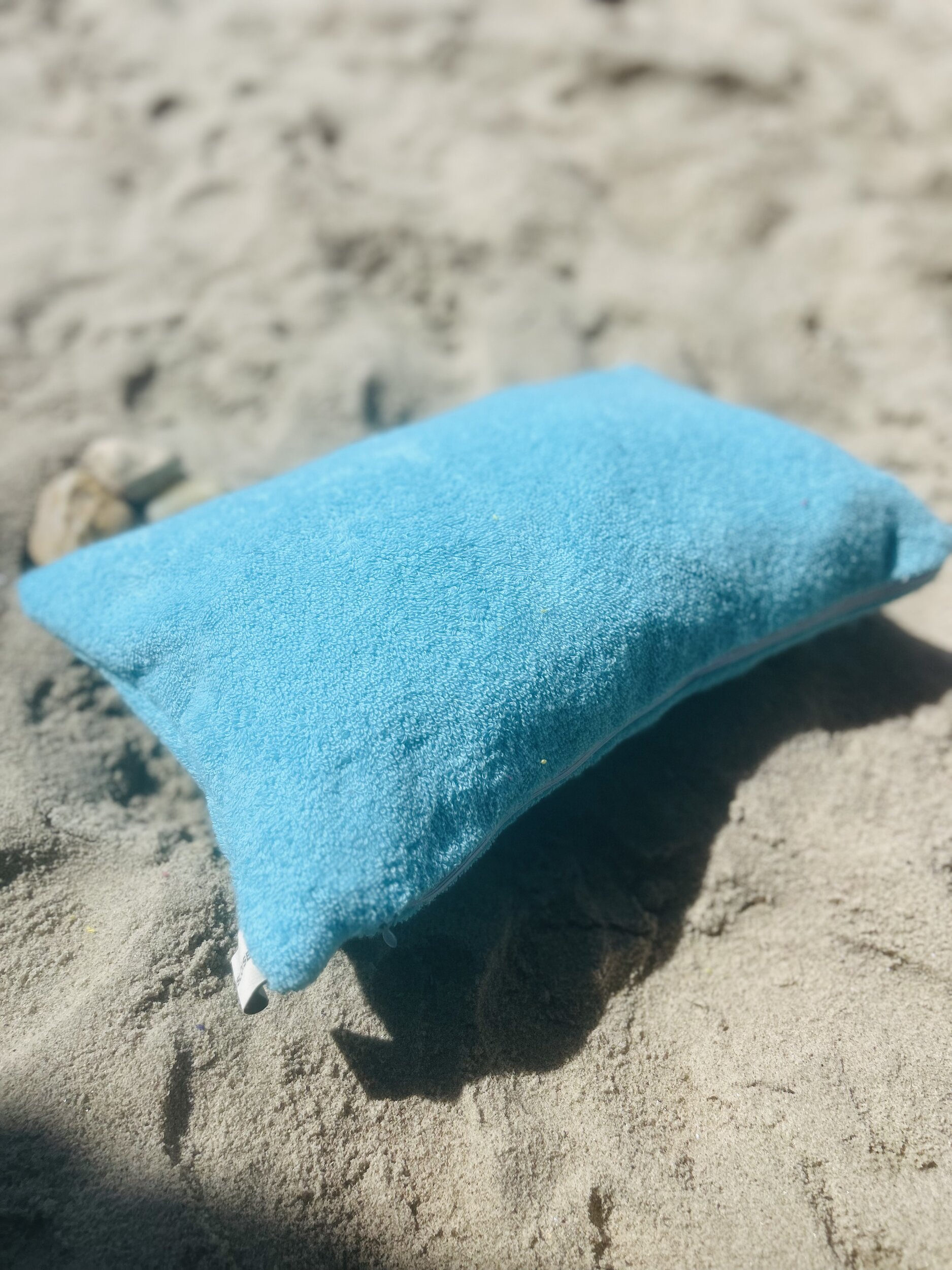 Coussin éponge bleu ciel IMG_E4072