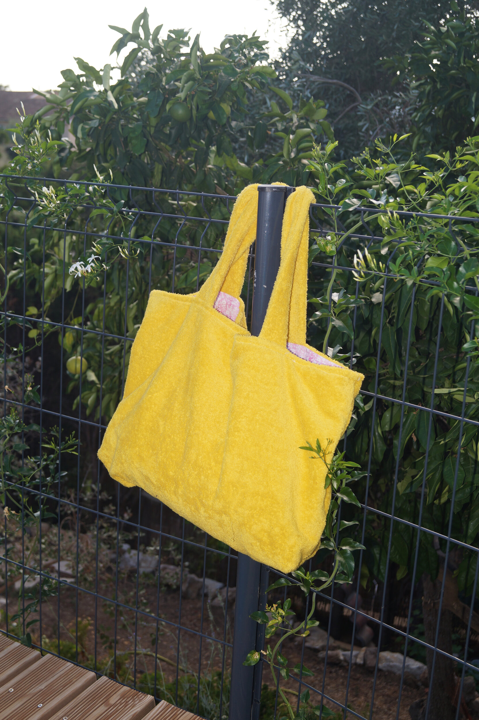 Grand sac éponge jaune DSC04682