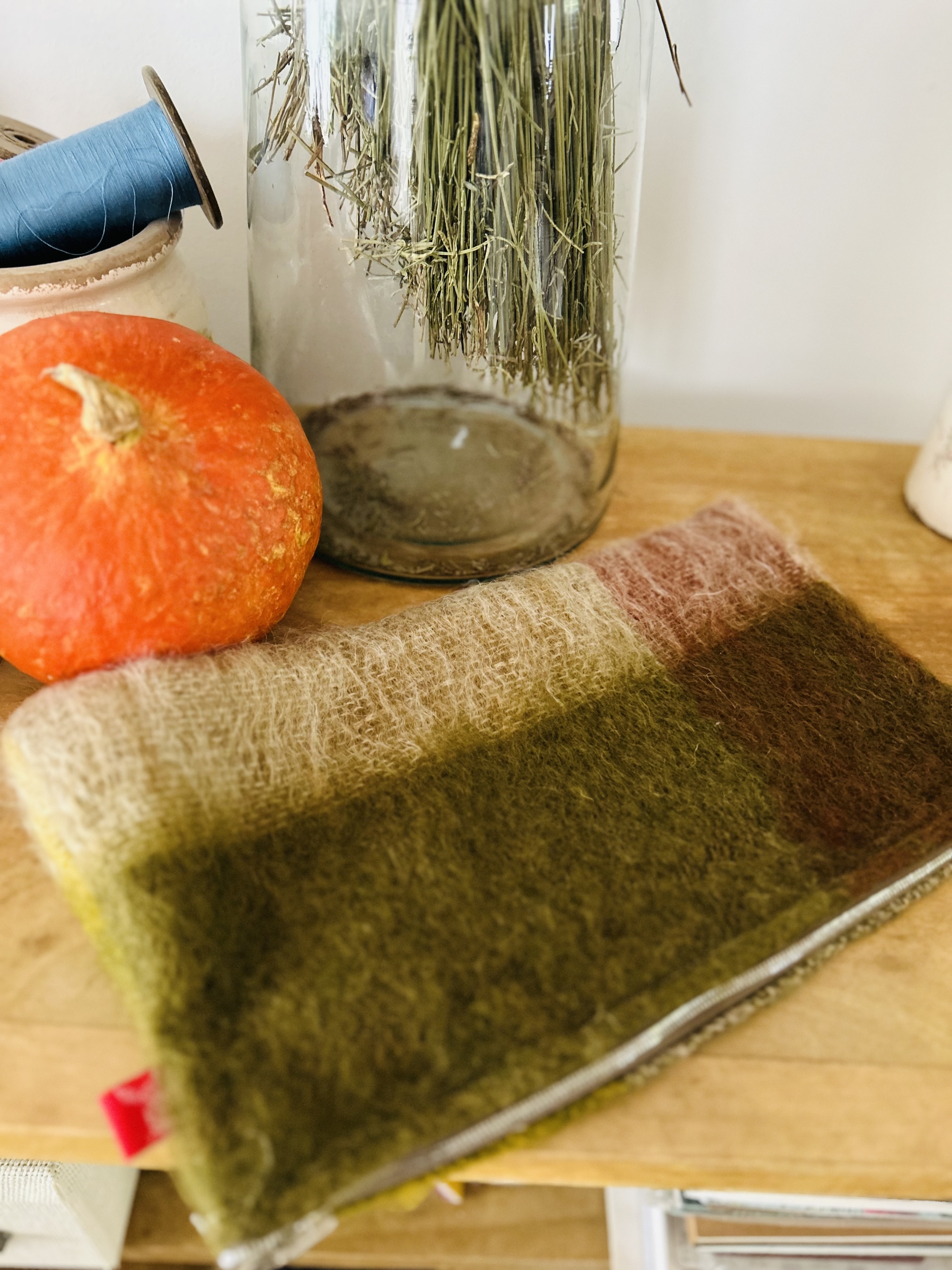 pochette mohair vert sorgue img e2149