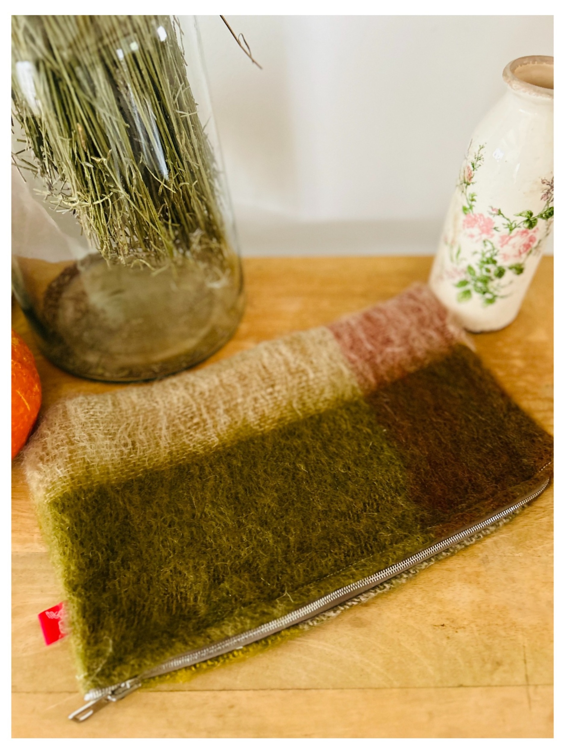 pochette mohair vert sorgue img e2148