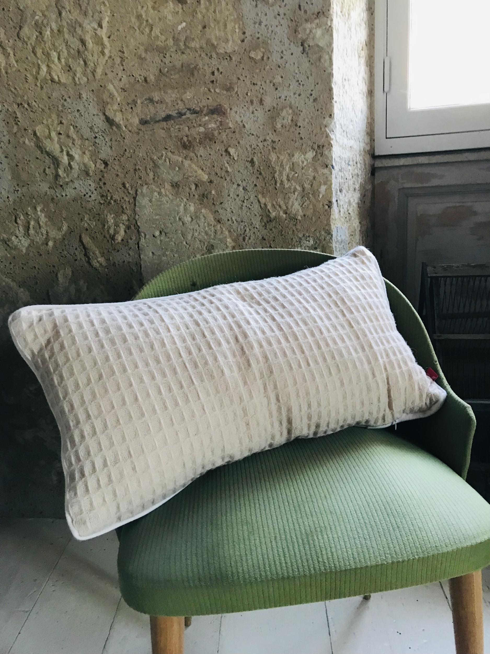 coussin francais laine nid d abeille img e9808