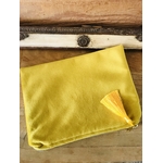 pochette velours jaune moutarde IMG_E3990