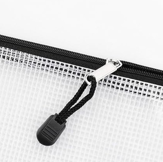 Détail pochette porte carte
