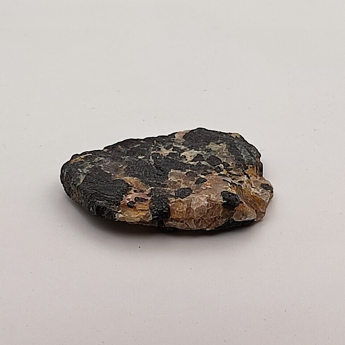 Quartz Tourmaline Brute - PBA-QTO3 - 18 g