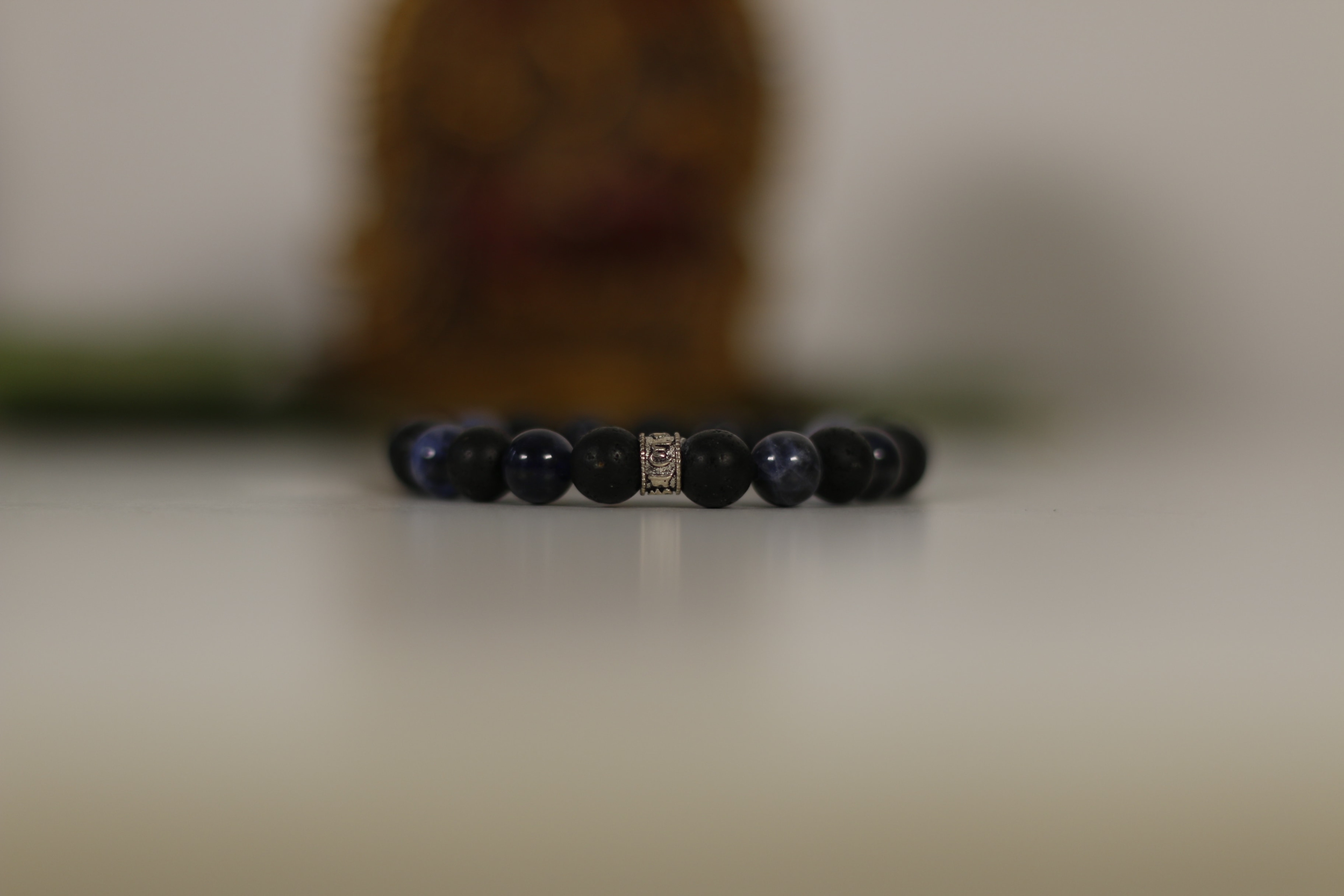 sodalite pierre de lave4
