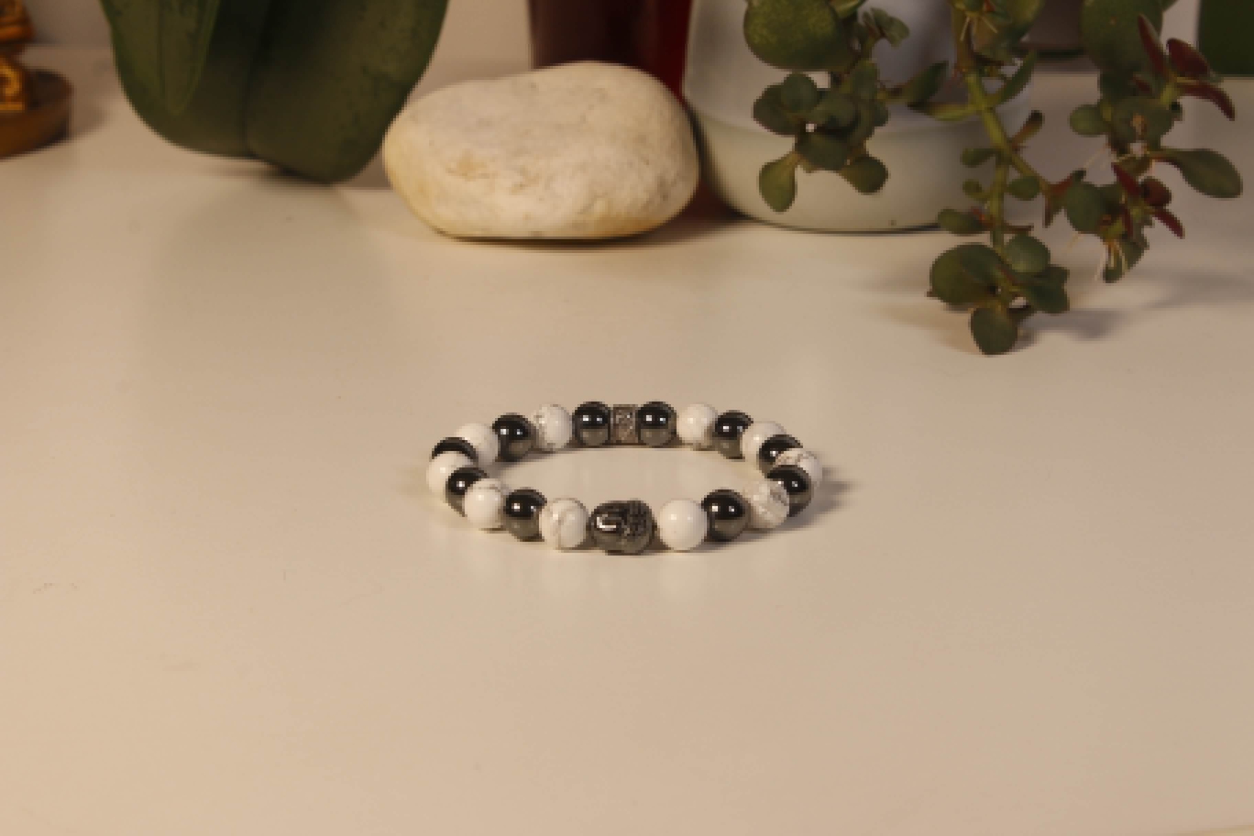 Bracelet Bouddha Howlite 1 Hématite 1