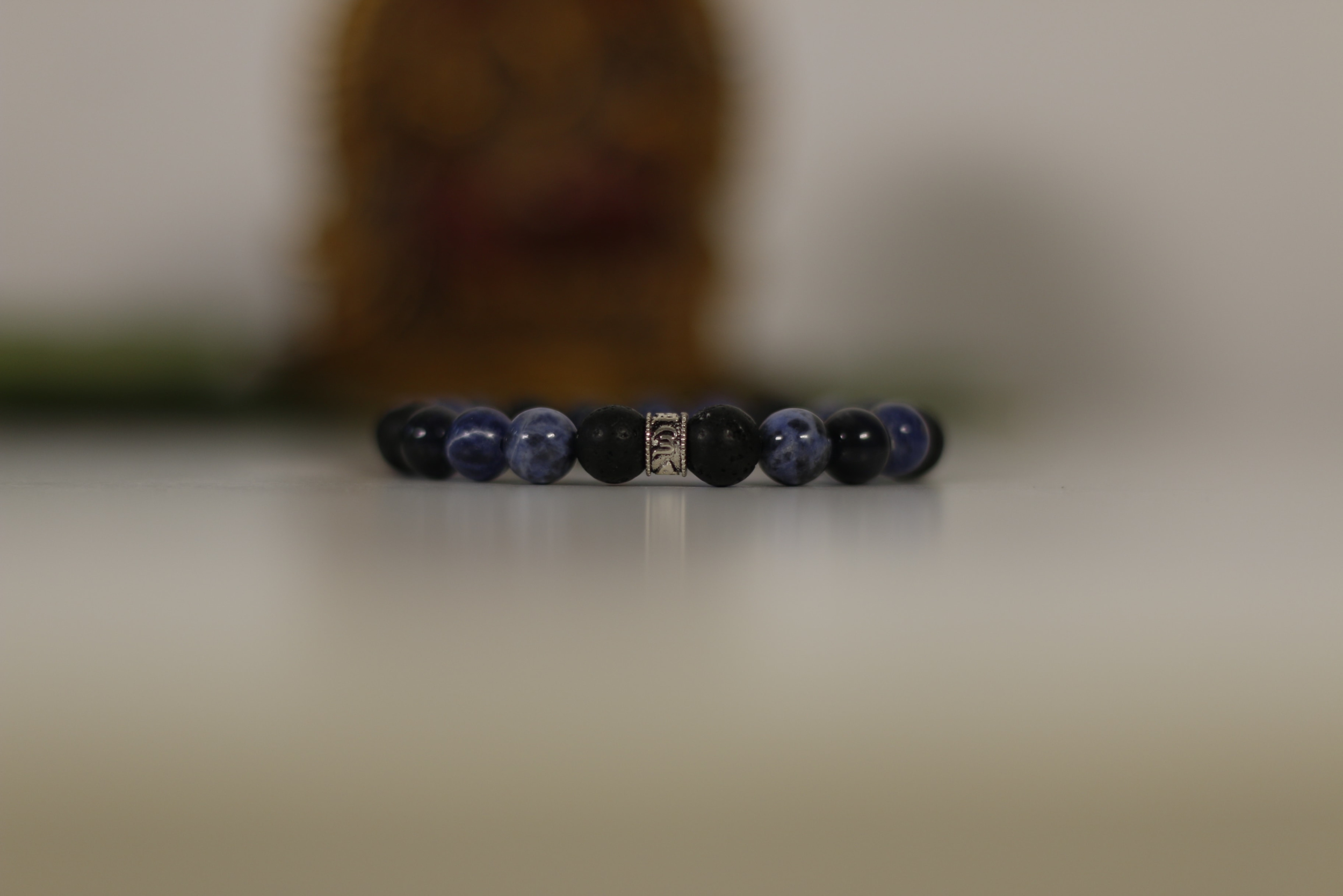 sodalite pierre de lave2
