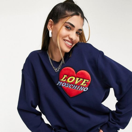 Découvrez la collection Love Moschino maintenant !