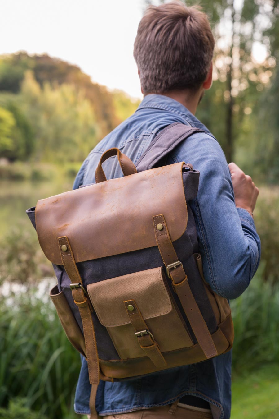Sac Randonnee Retro Le Franklin | Sac à dos rétro 18L en toile et cuir | Bagaran